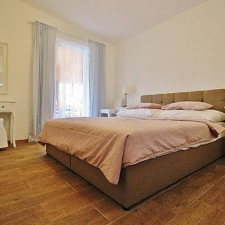 Jediny Domcek Ferienhaus